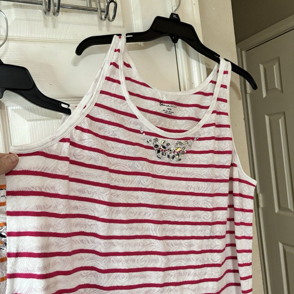 1X Lane Bryant 2 Stretchy Lace Striped Tanks W Clear Jeweled Neck - Picture 6 of 8